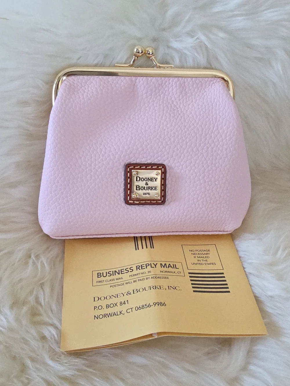 NWT Dooney & Bourke Pink Blush Leather Large Kiss-Lock Framed Purse 🩷💋🎁
